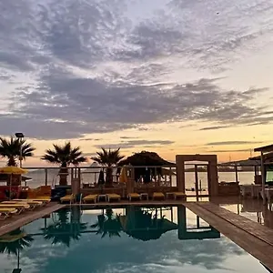 club-rose-bay-hotel.aegeanhotels.net/